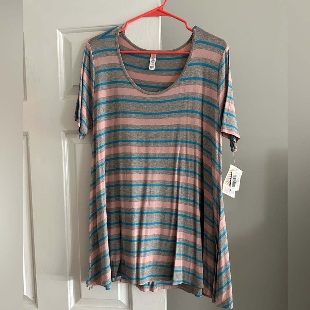 LuLaRoe Perfect T